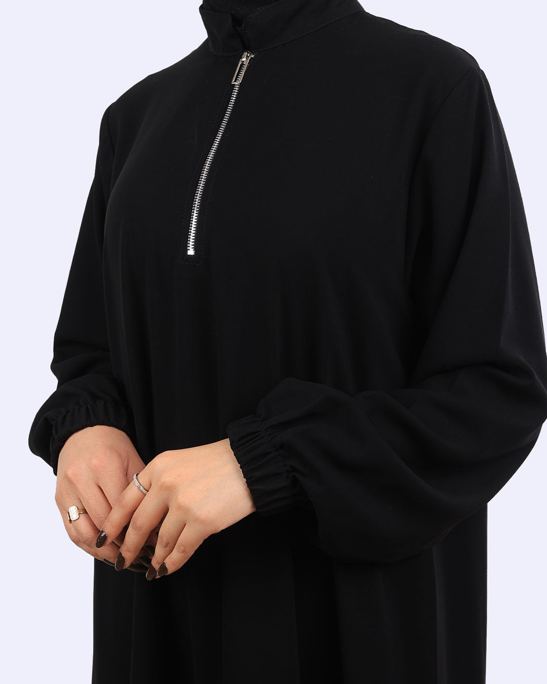 Sakina Abaya